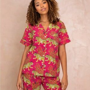 Pink Leopard Print Women's Pajama Set